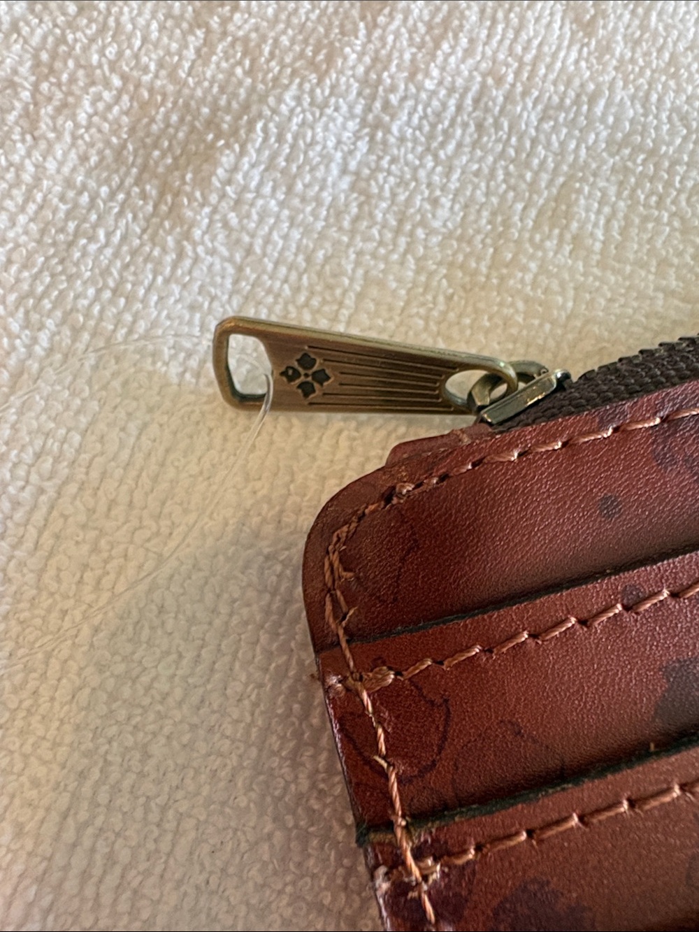 Patricia Nash credit card/coin purse - Picture 6 of 8